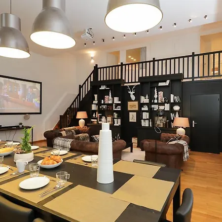 コルマラパー ルー デ クレ * コルマール