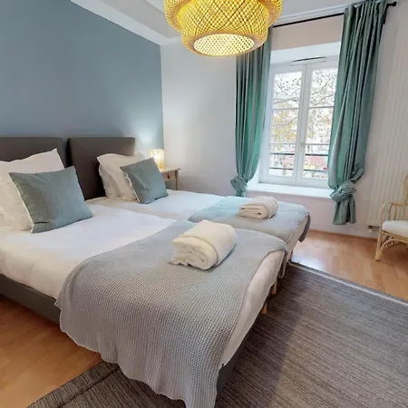 アパート コルマラパー ルー デ クレ コルマール